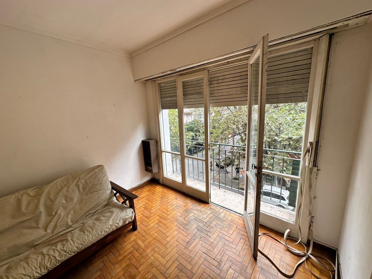 DEPARTAMENTO 2 AMBIENTES CON BALCON A LA CALLE