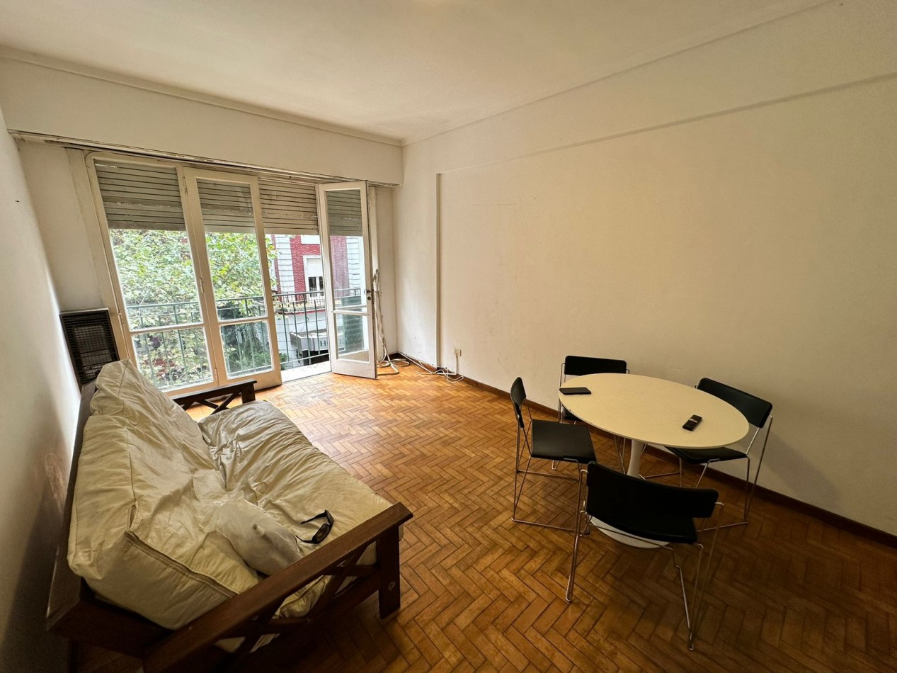DEPARTAMENTO 2 AMBIENTES CON BALCON A LA CALLE