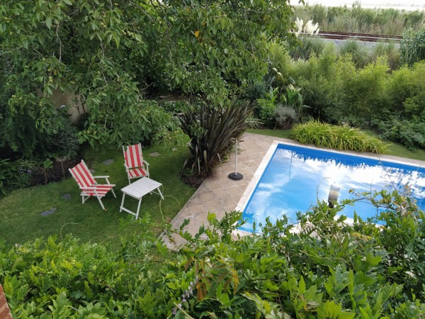 CHALET 5 AMBIENTES DE CATEGORIA CON PARQUE Y PILETA BARRIO LA FLORIDA