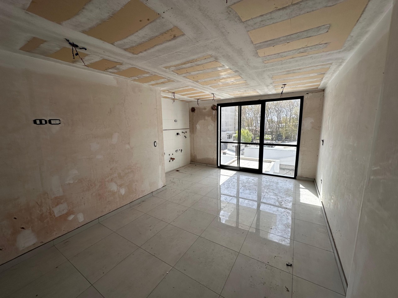 DEPARTAMENTOS 1 Y 2 AMBIENTES A ESTRENAR ZONA LA PERLA
