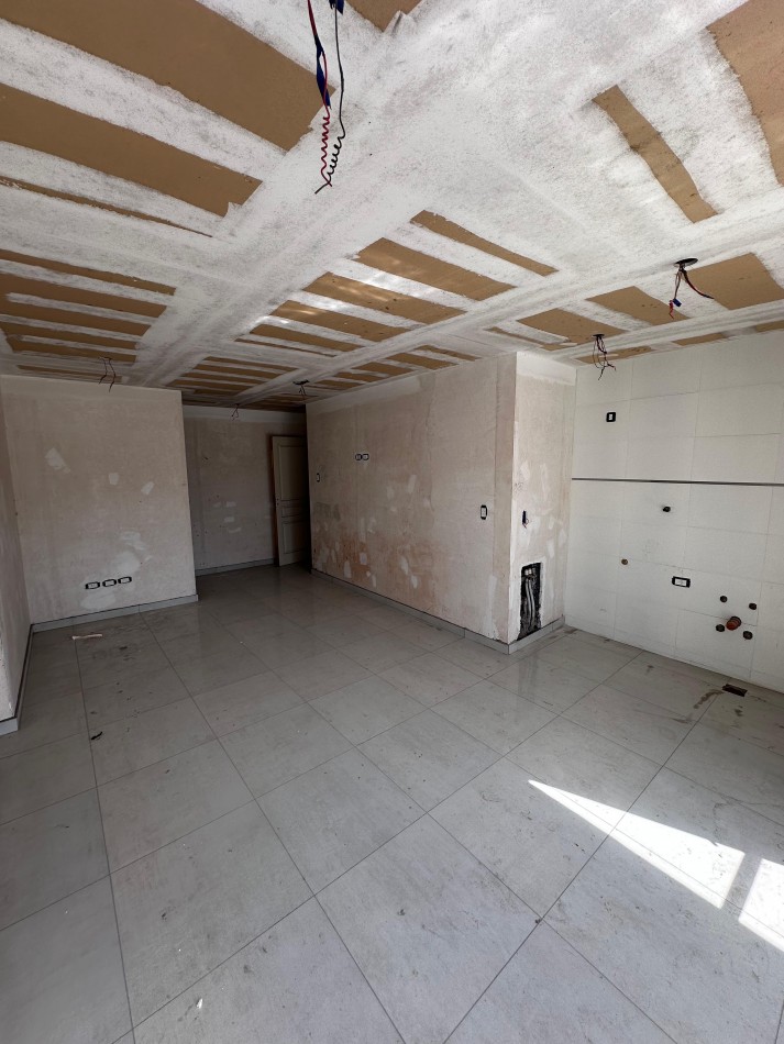 DEPARTAMENTOS 1 Y 2 AMBIENTES A ESTRENAR ZONA LA PERLA