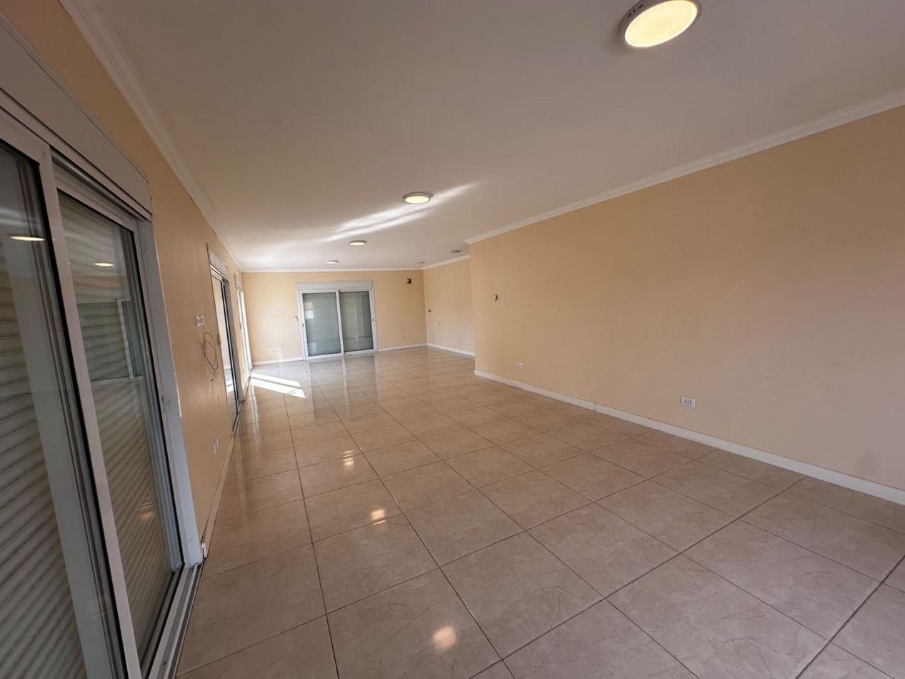VENTA CASA 6 AMBIENTES EN ARENAS DEL SUR