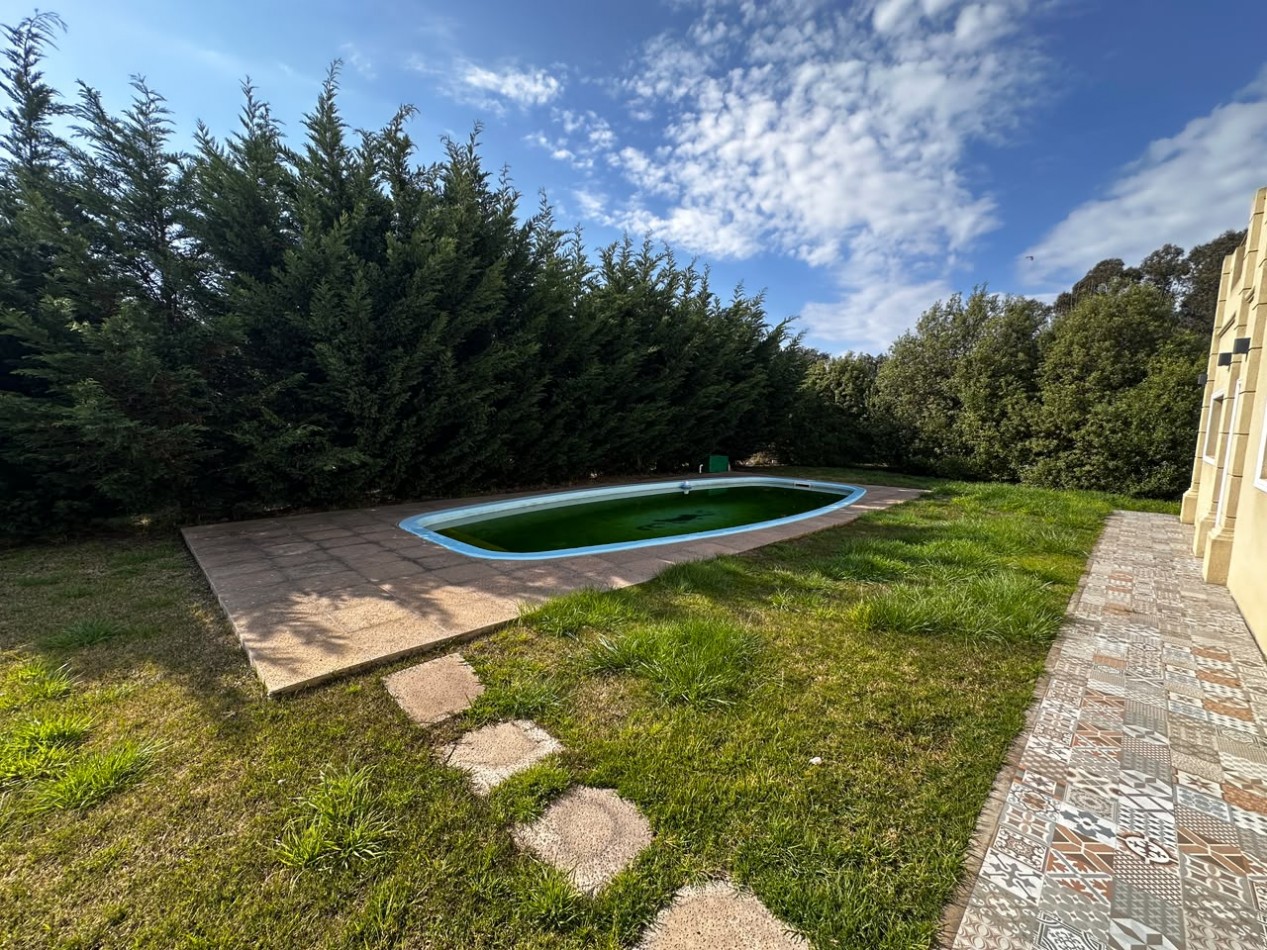 VENTA CASA 6 AMBIENTES EN ARENAS DEL SUR