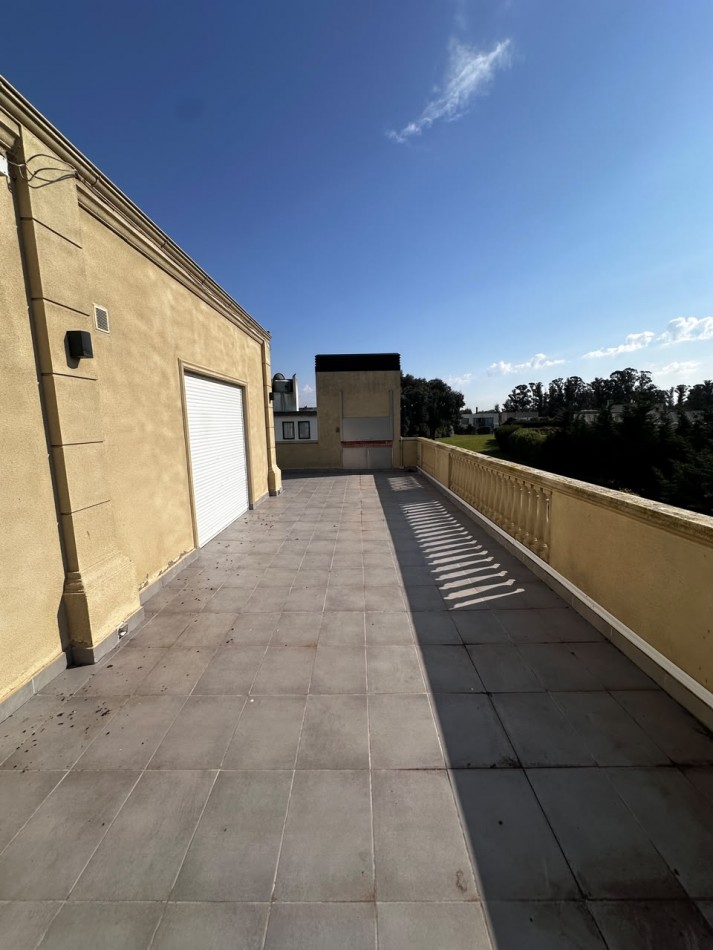 VENTA CASA 6 AMBIENTES EN ARENAS DEL SUR